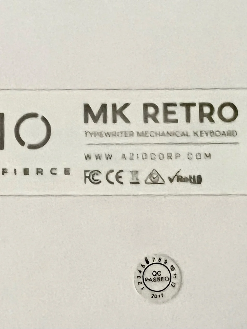 AZIO MK Retro Keyboard (Model: MK-RETRO-02) Full Size Numeric Keypad White